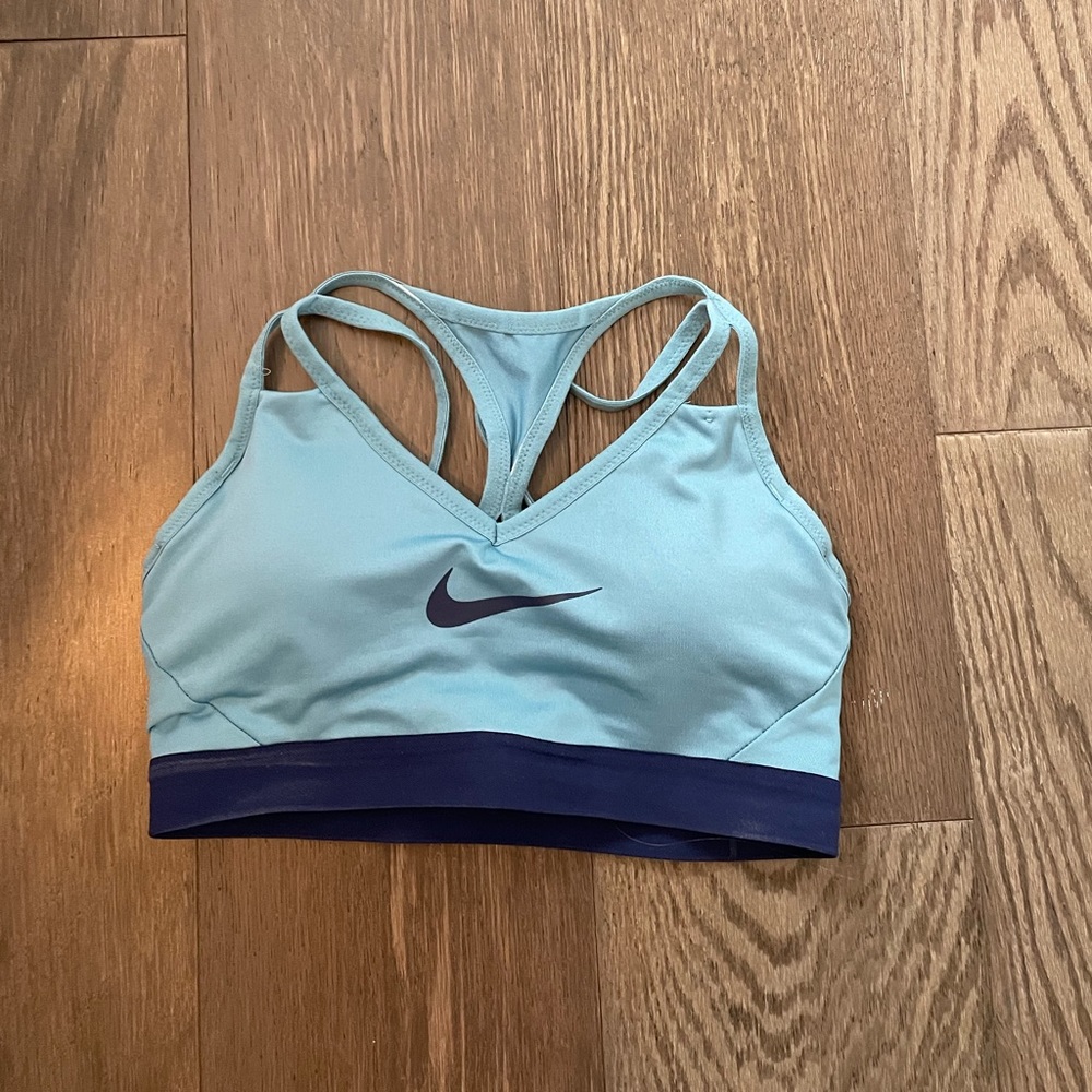 NIKE BLUE SPORTS BRA 💙💙💙 in perfect condition!!
